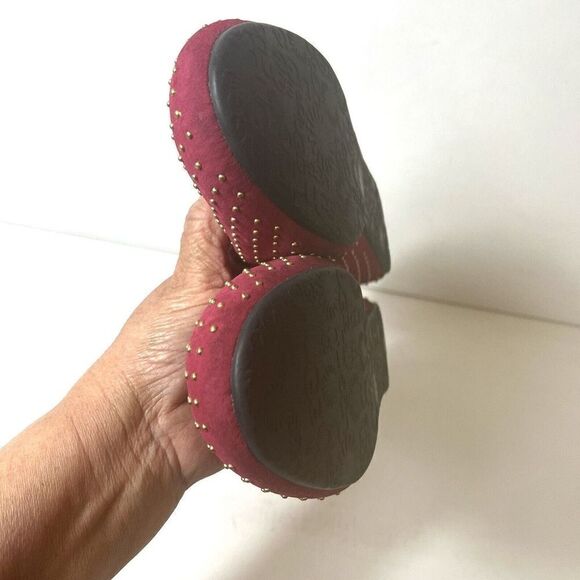 Ugg Ballet Flats Womens Sz 9.5 Red Gold Tone Polka Dot Leather Slip On Sheepskin - Picture 9 of 13